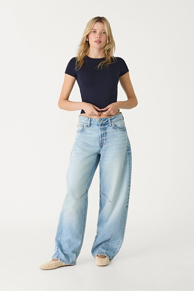 Slim fit basic t-shirt - 3