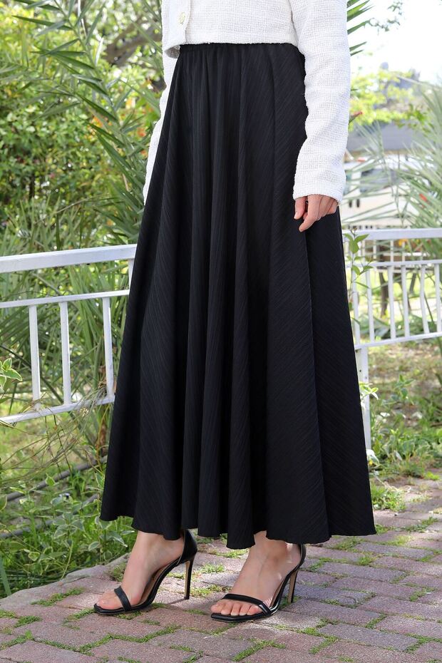 Super Flawless Skirt with Elastic Waist Black