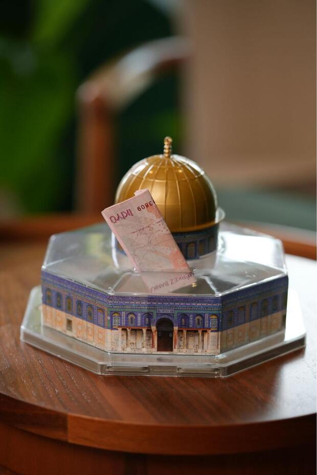 Şeffaf Kumbarası - 1