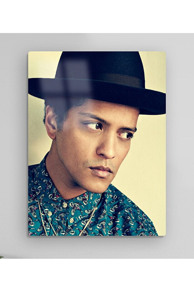 Bruno Mars Metal Table Model 1 - 2