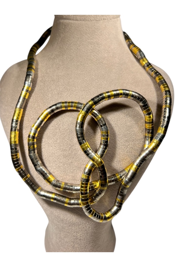 Two Color Special Series Necklace That Can Be Shaped