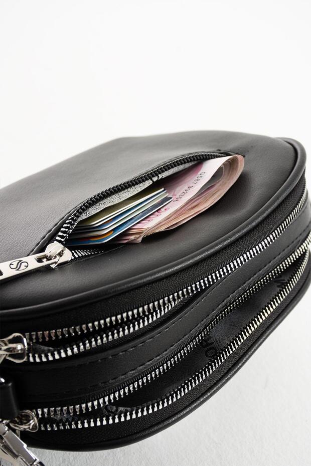 Small Size Soft Leather Very Useful 3-Compartment Small Shoulder and Crossbody Bag 1423 [Width 22 Length 15 cm]