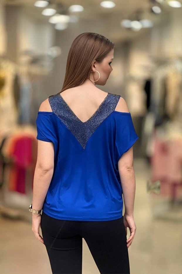 بلوزة أمامية وخلفية على شكل حرف V فضية - 2