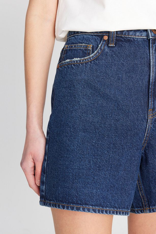 %100 Pamuk Regular Fit Normal Kesim Koyu Mavi Denim Şort - 5