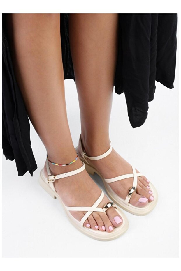 Flip Flops Sandals - 1