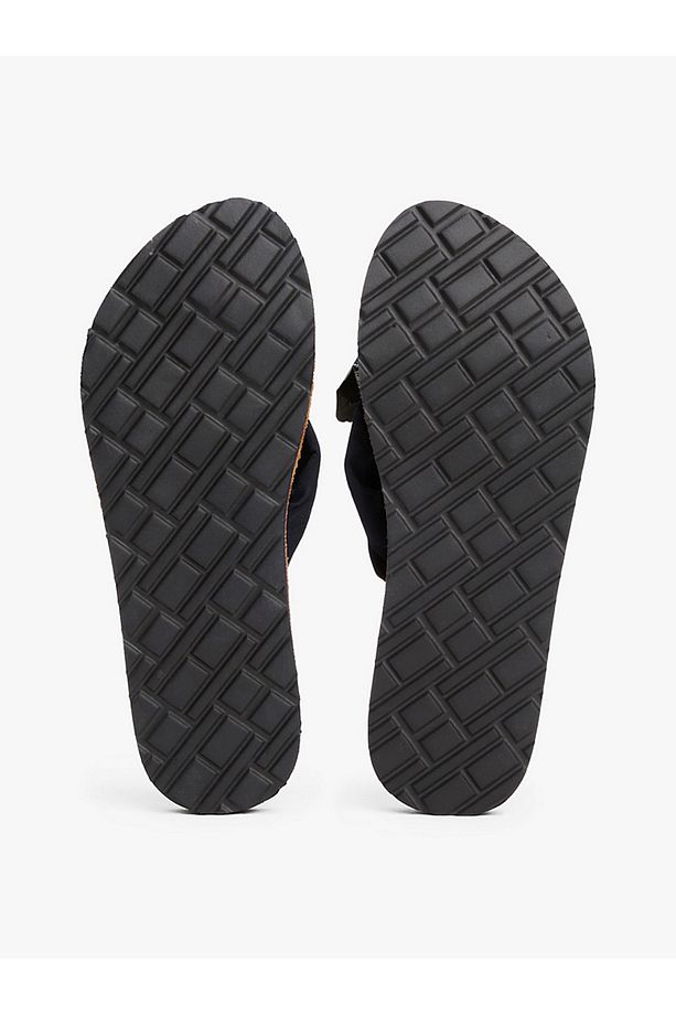 TH Monogram Plaque Flip-Flops - 5
