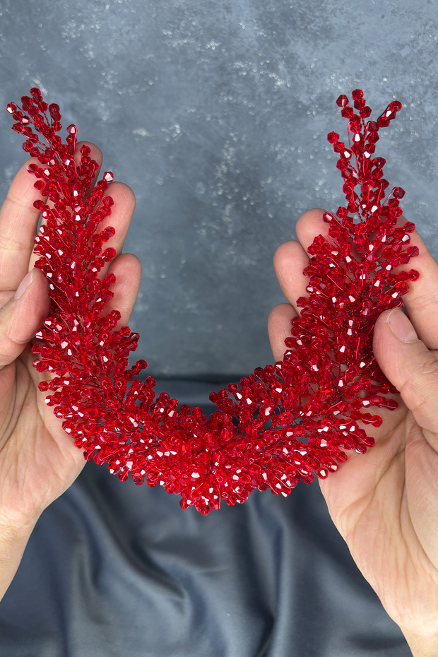 Diamira Sparkling Romantic Stone Bridal Accessory Red