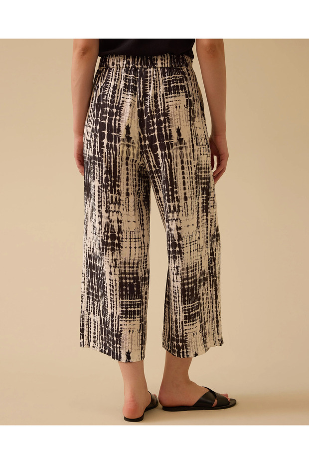 بنطلون منقوش بطول الكاحل - 3