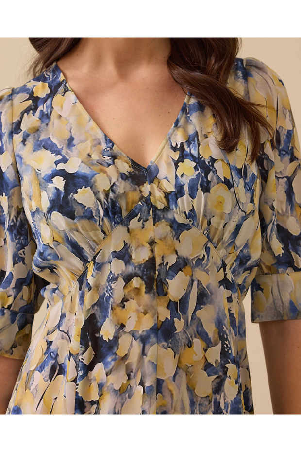 V Yaka Desenli Elbise - 5