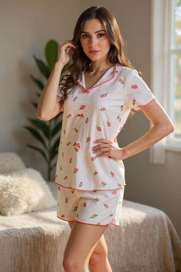 Ekru Çiçek Baskılı Pamuklu Şortlu Pijama Takımı - 4
