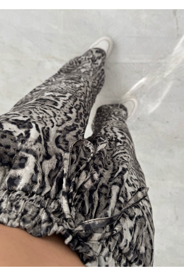 بنطلون ساتان واسع الساق منقوش من روكسي - 4