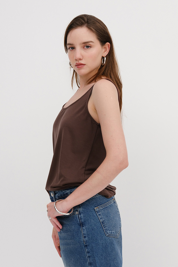 قميص داخلي برقبة على شكل حرف U A17165 - 5