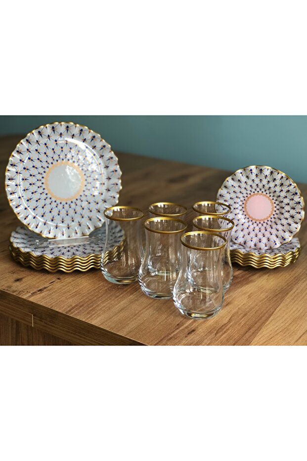 Jewel Patterned Curved 18 Piece Tea Enjoyment Set