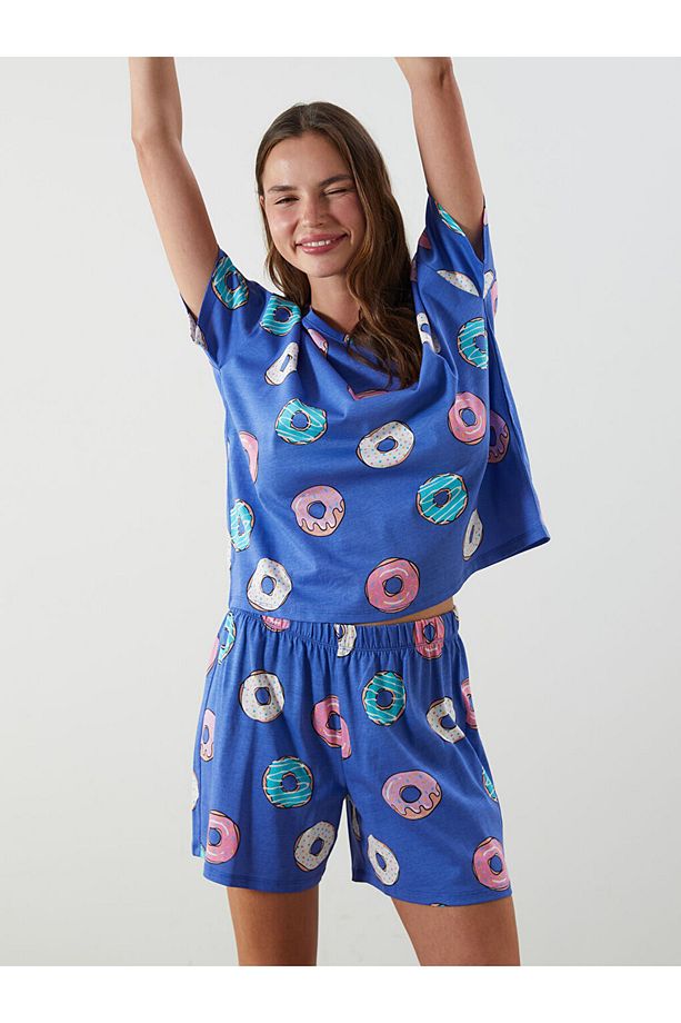 Bisiklet Yaka Desenli Kadın Şortlu Pijama Takımı - 1