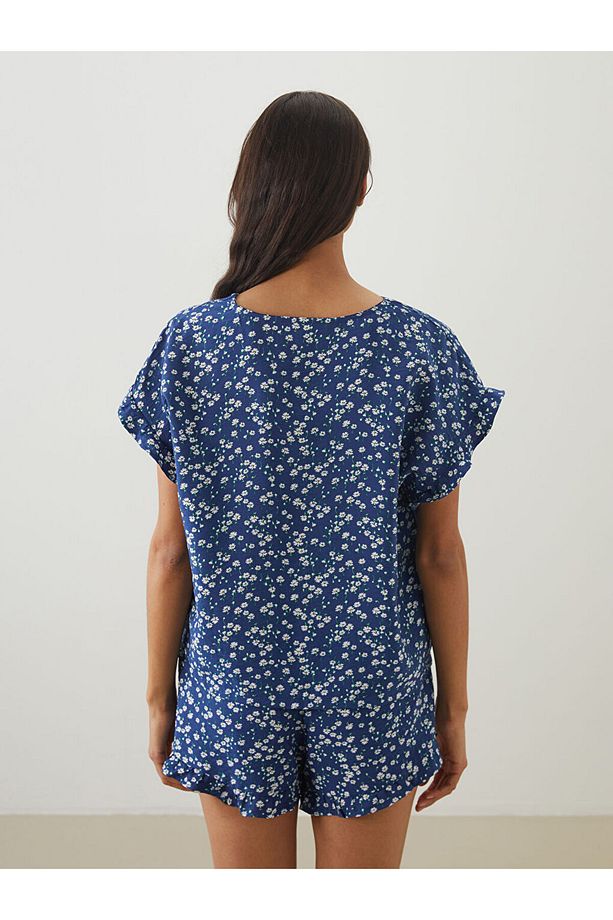V Yaka Çiçekli Kadın Şortlu Pijama Takımı - 4