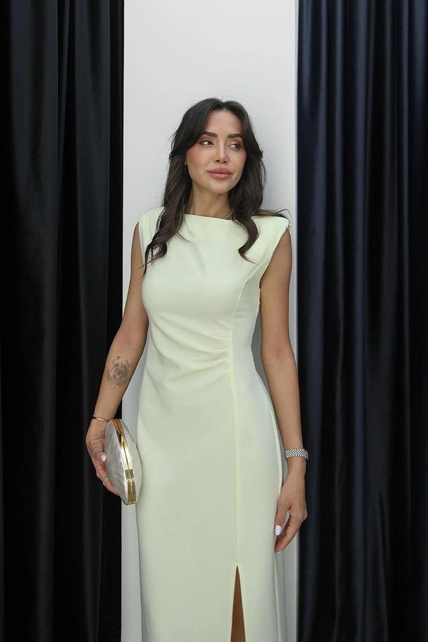 Drape Detaylı Yırtmaçlı Sarı Midi Elbise - 2