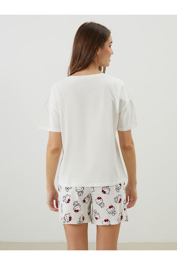 Hello Kitty Baskılı Kadın Şortlu Pijama Takımı - 4