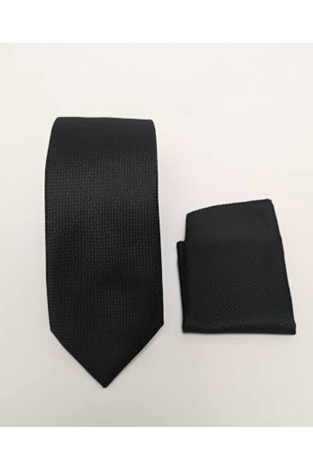 Siyah mendilli kravat - 1