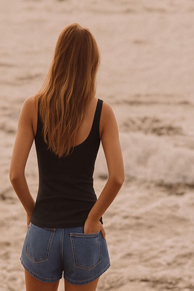 تي شيرت قطني ضيق أساسي بحمالات - 7