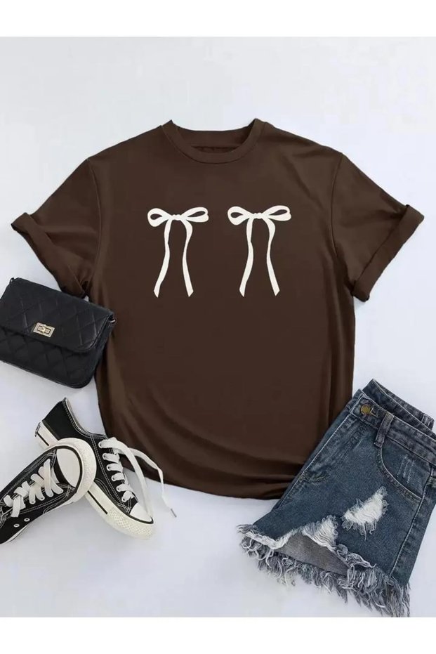 Women's printed crew neck T-shirt with ribbon