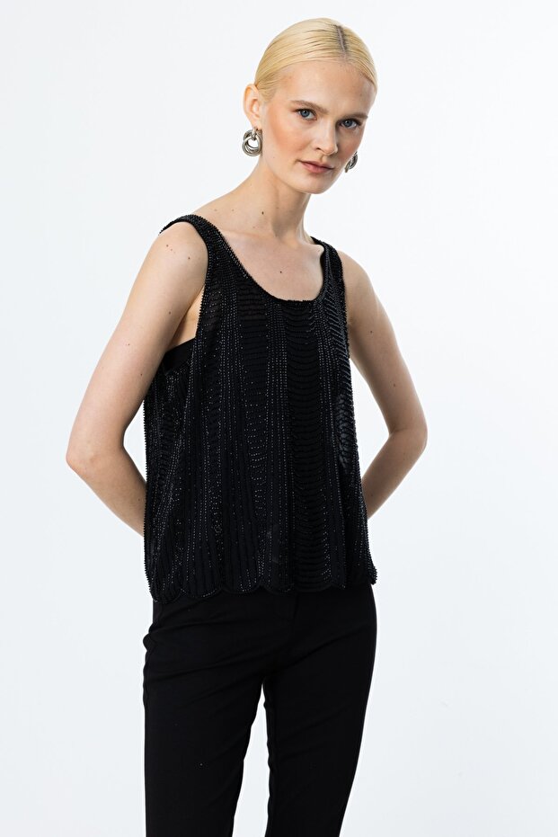 Boncuk İşlemeli Kalın Askılı Bluz - 2