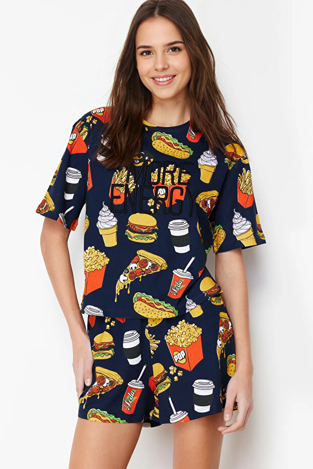 Lacivert-Çok Renkli %100 Pamuklu Slogan Nakışlı Şortlu Örme Pijama Takımı THMSS24PT00104 - 1