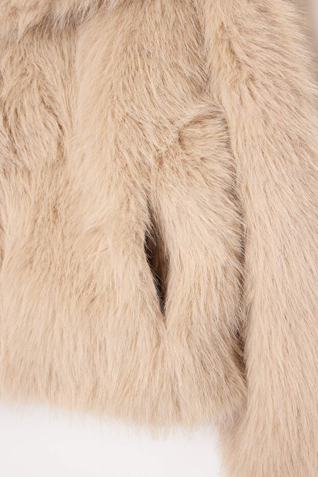 Beżowy oversize'owy wzór futra TWOAW25MO00035 - 6