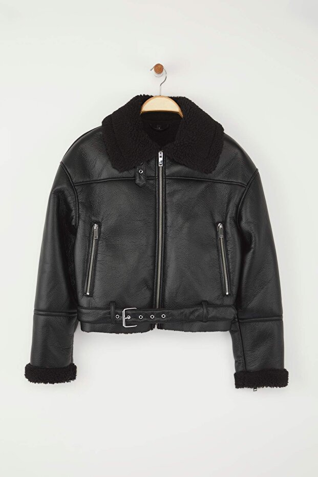 Siyah Regular Kalıp Peluş Detaylı Suni Deri Biker Ceket Mont TWOAW24MO00279 - 15