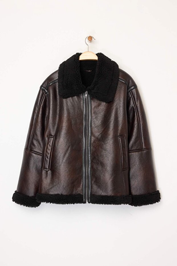 Kahverengi Oversize Kalıp Peluş Detaylı Biker Büyük Beden Ceket Mont TBBAW25AW00001 - 13