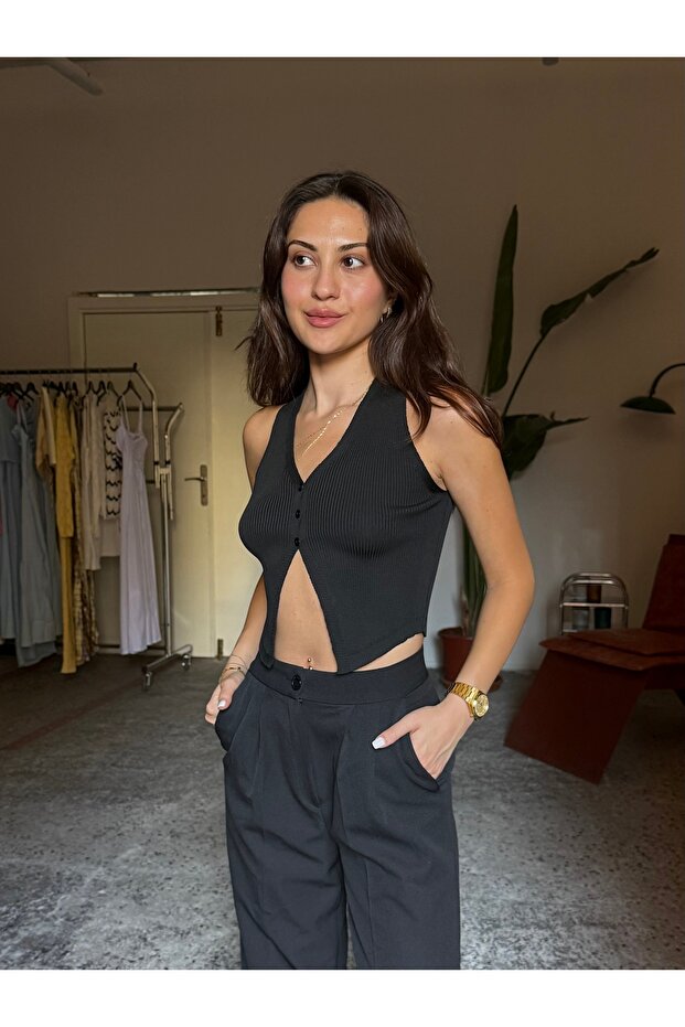 Düğmeli Triko yelek-crop - 4