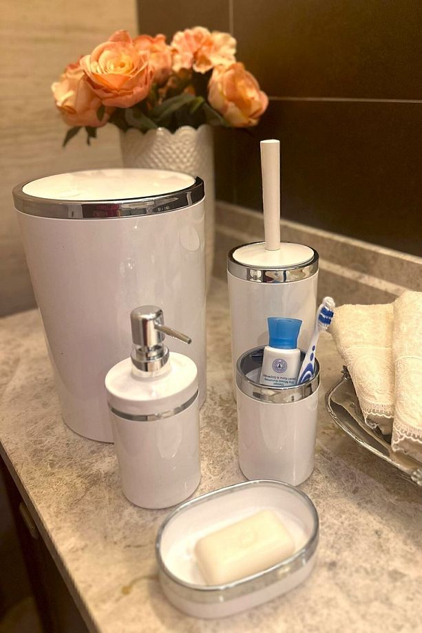 Banyo Seti 5'li, Yuvarlak, Akrilik-Çöp Kovası, WC Fırçalık, Sıvı Sabunluk, Diş Fırçalık, El Sabunluk - 1