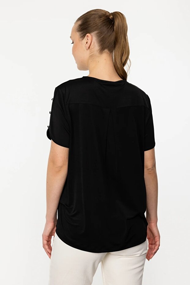 Omzu Düğmeli Bluz - 4