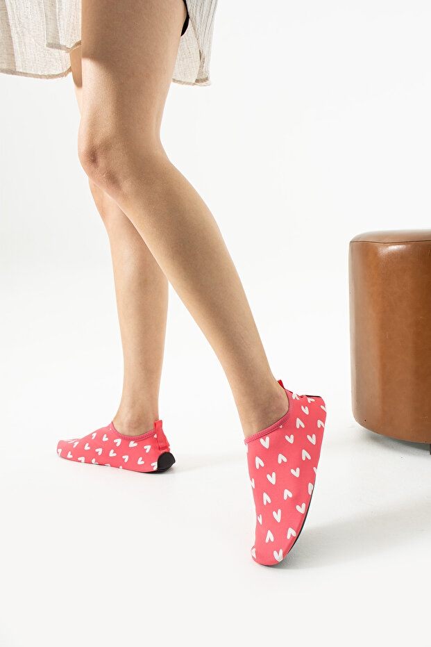 Durable Sea and Pool Booties with Anti-Slip Soles and Ergonomic Design - 4
