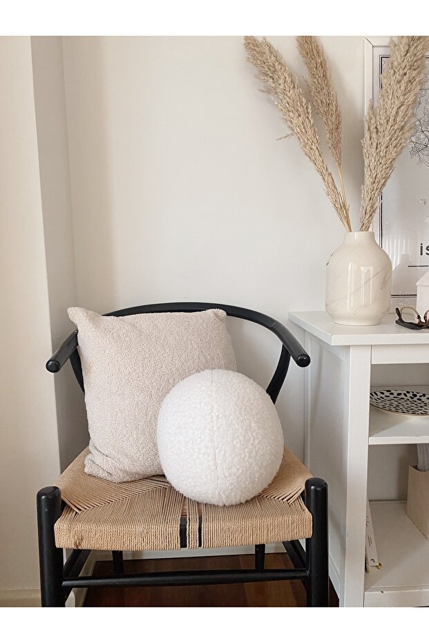 Teddy Ball Pillow Natural White Large