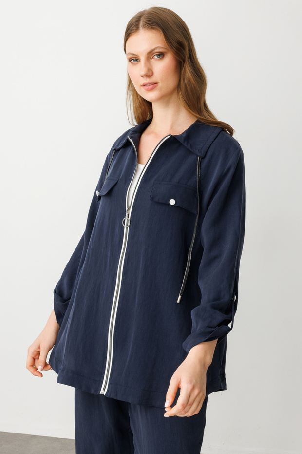Zippered Trench with Inner Undershirt - 2