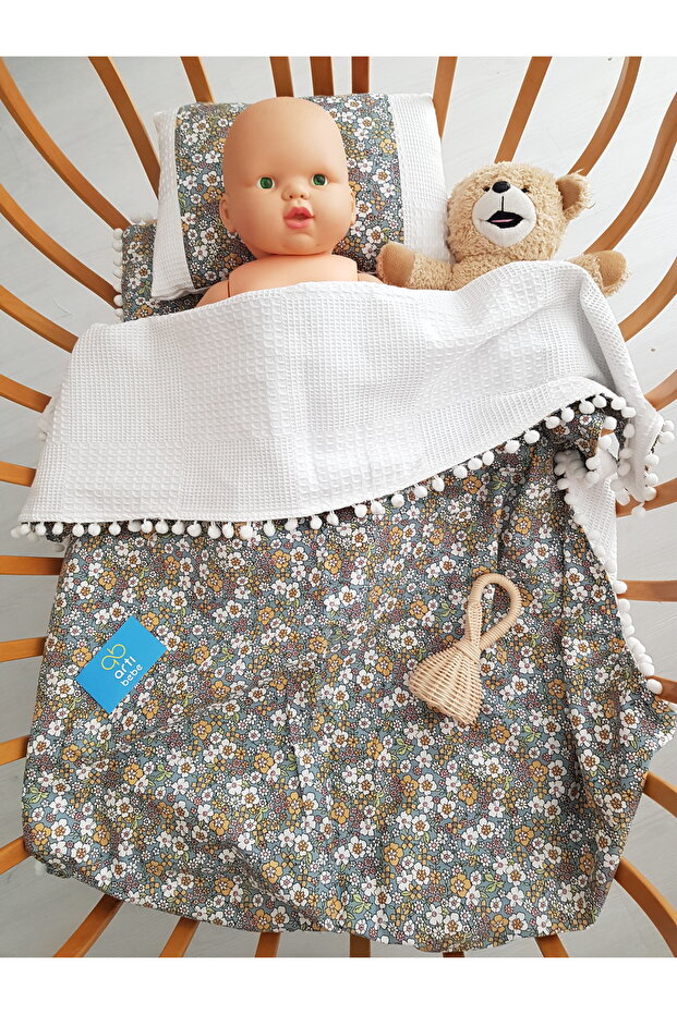 Floral 3-Piece Diaper Set: Blanket, Diaper and Pillow – 100% Cotton