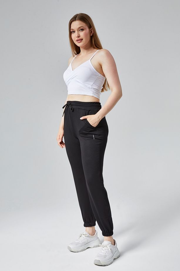 Kadın Siyah Modal Kumaş Lastikli Paça Tek Alt Jogger Pantolon - 3