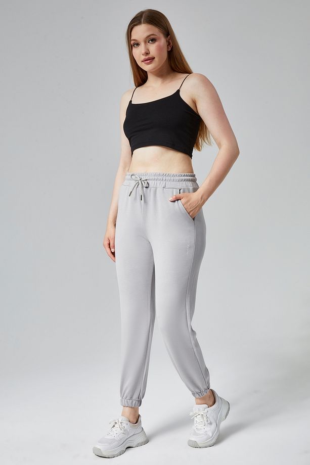 Kadın Gri Modal Kumaş Lastikli Paça Tek Alt Jogger Pantolon - 3