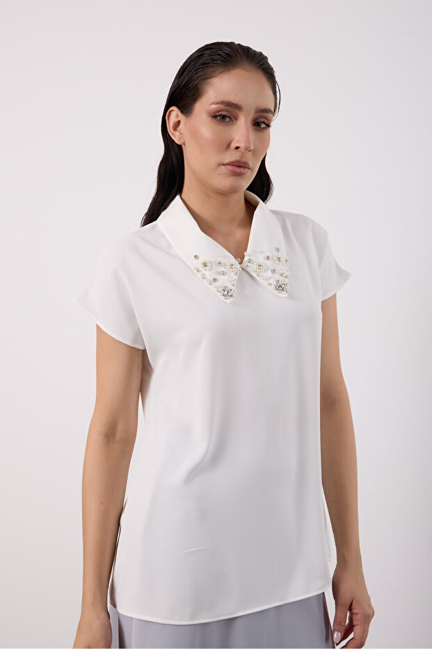 Stylish Women's Short Sleeve Shirt with Pearl and Stone Collar