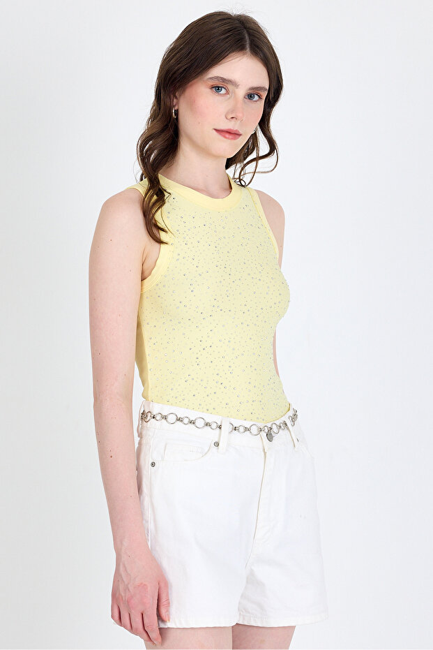 قميص داخلي محبوك برقبة رسن مفصلة من الحجر الأصفر 0349 - 3