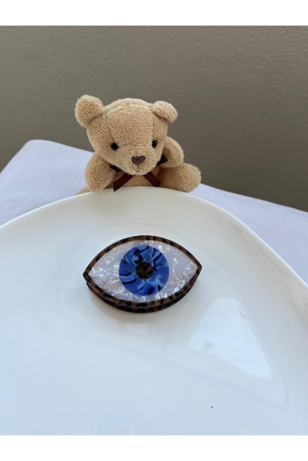 مشبك عين بإطار الفهد - 1