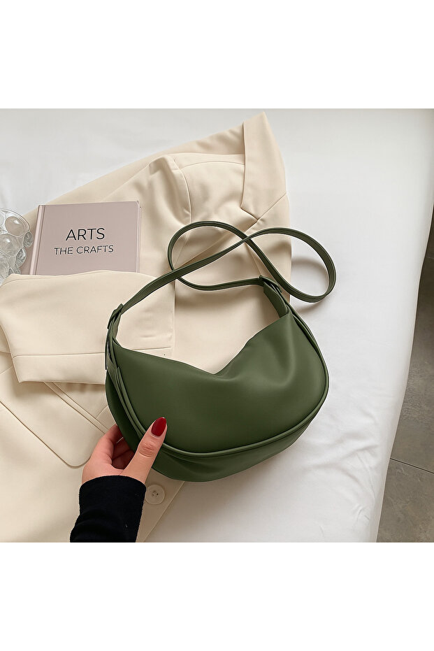 Women's Shoulder Bag Cross Adjustable Strap Bag Zippered Quality Craftsmanship Soft Leather