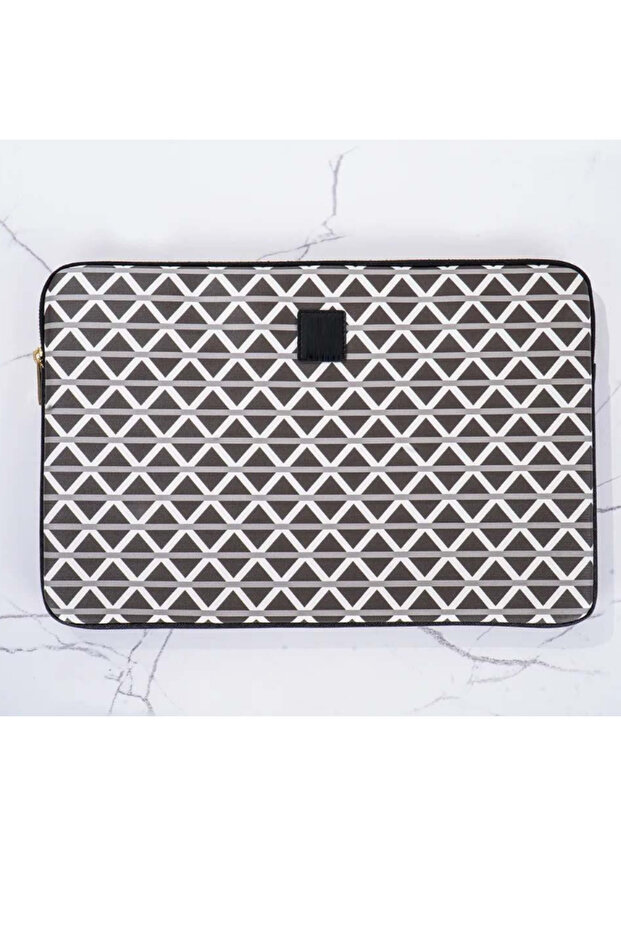 حافظة تابلت رمادية مقاس 10.5 بوصة - 3