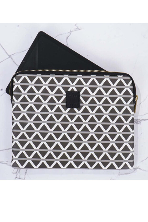 حافظة تابلت رمادية مقاس 10.5 بوصة - 2