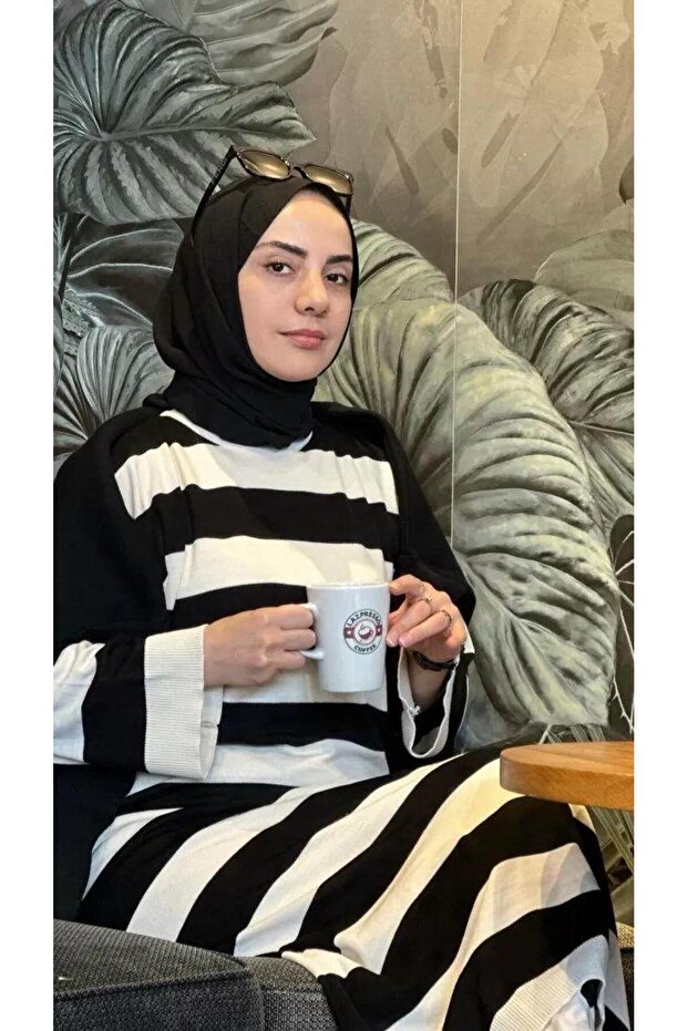 Çizgili Oversize Triko Elbise - 2