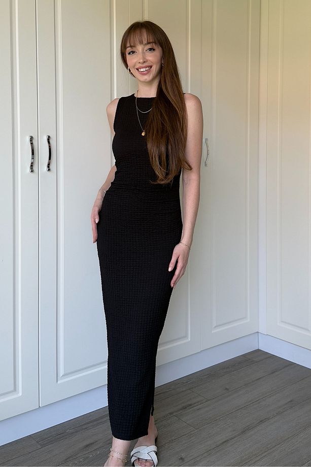Gofre Kumaş Siyah Midi Elbise - 3