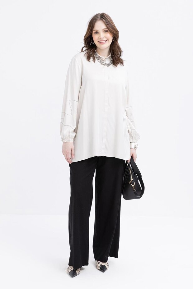 Stone-Chain Embroidered Sleeve Elastic Plus Size Shirt