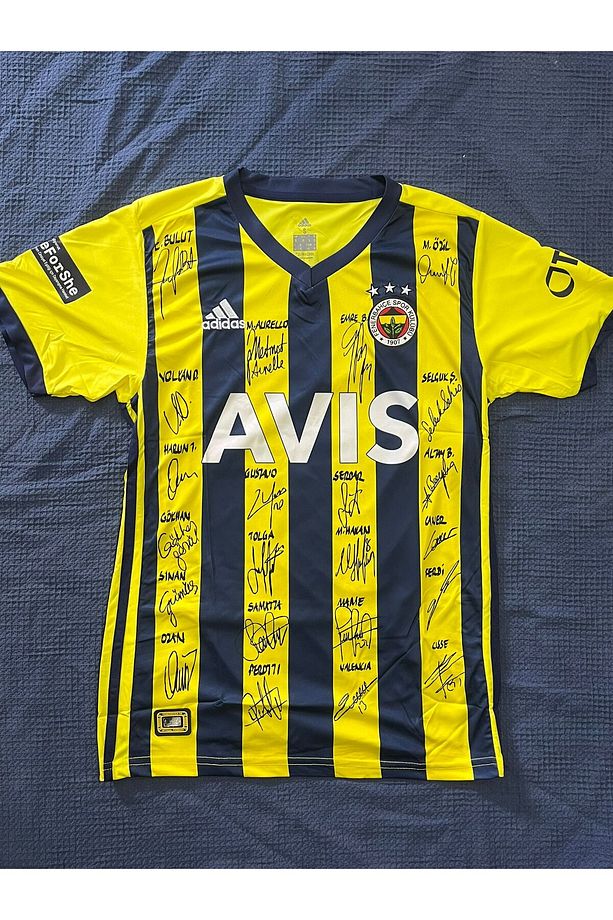 Dijital İmzalı fênêr'ba.h.ç.e_ Sarı/Lacivert İç Saha Kısa Kol Forma - 1