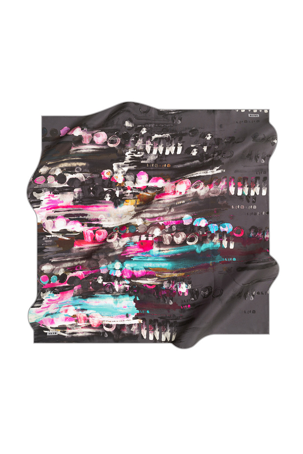 90X90 وشاح أكر سيلك تيفيل