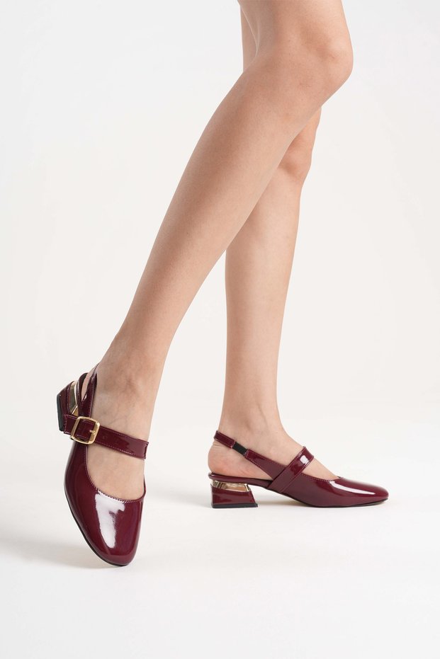 Show Gold Heel and Buckle Detailed Stylish Square Toe Patent Leather Women's Shoes